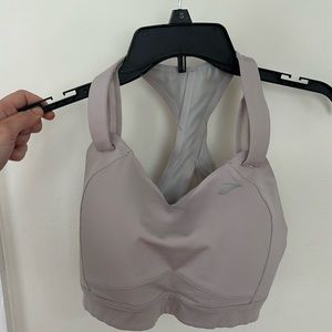 Brooks high impact Juno Sports Bra 32E